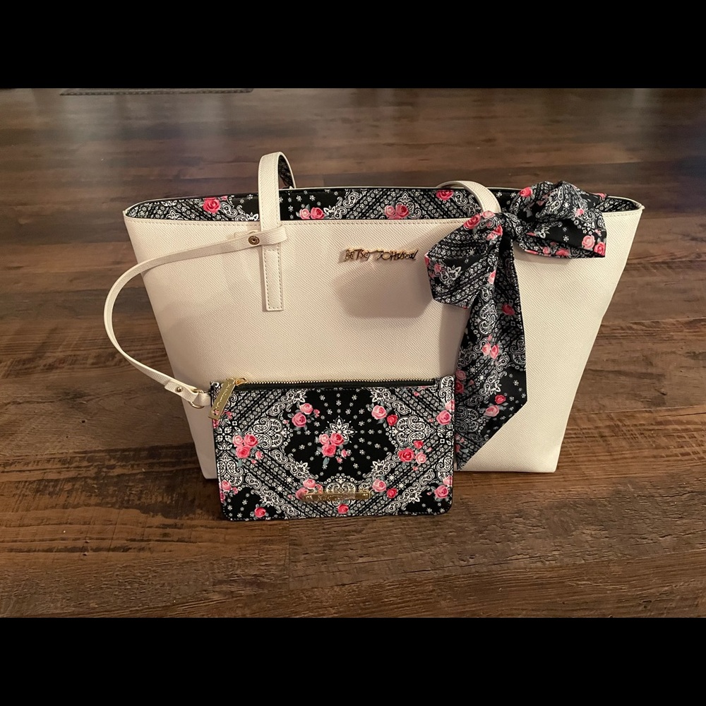 Betsey Johnson Triple Compartment Tote with pouch & scarf, NWOT